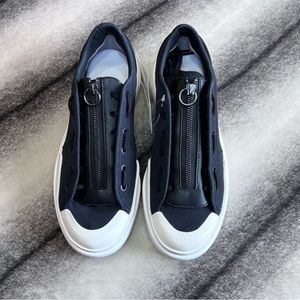 Y-3 adidas Yohji Yamamoto Classic Court Low V1 Black Zip Sneakers